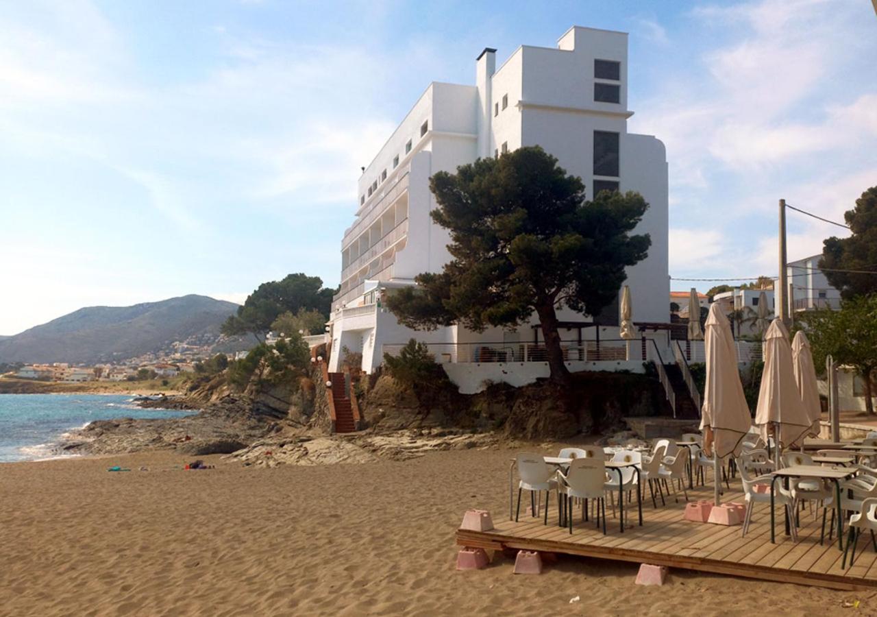2-Bedroom Brand New Apartment Steps From The Beach Llanca Exterior photo