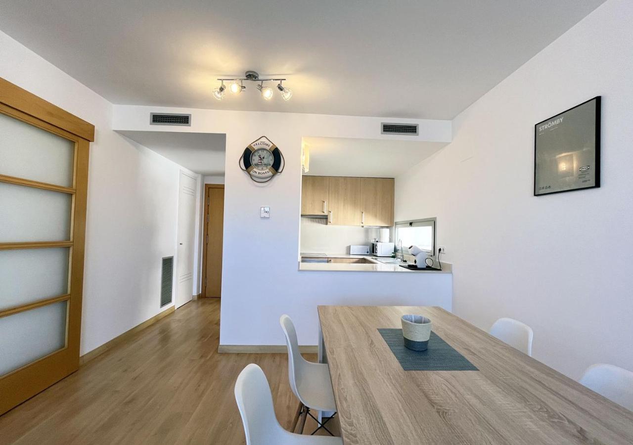 2-Bedroom Brand New Apartment Steps From The Beach Llanca Exterior photo